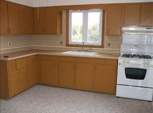 603 W Center St, Le Roy, IL 61752