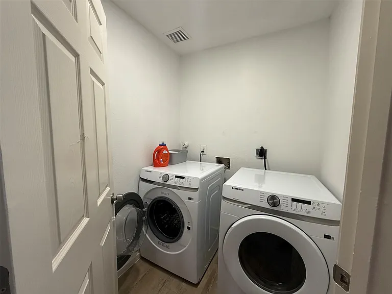3114 Bolt St — Photo 26