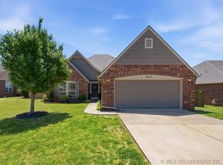 3009 Lincoln Rd, Bartlesville, OK 74006