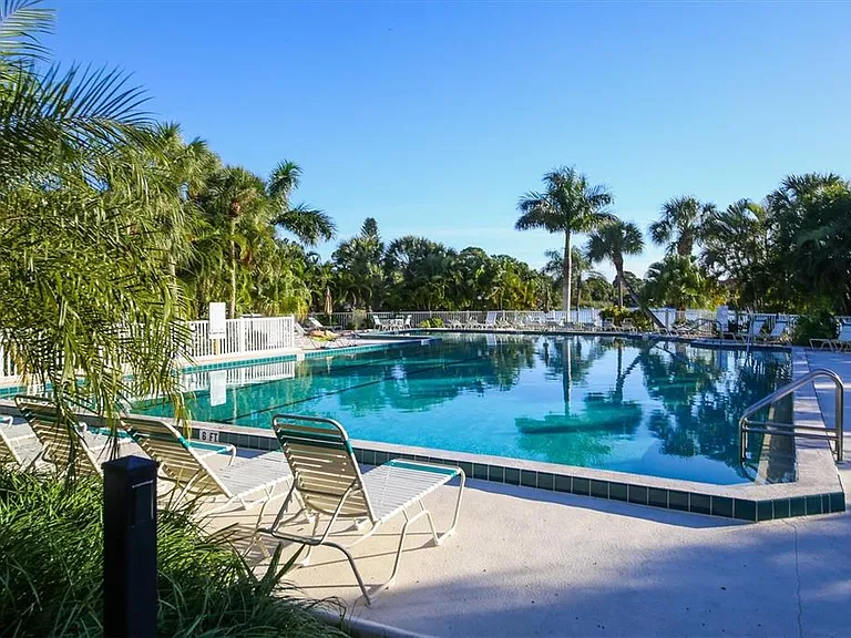 5669 Ashton Lake Dr #1 — Photo 33