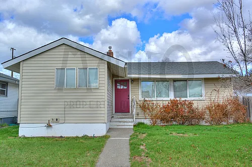 4017 E Grace Ave Photo 1