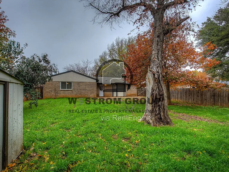 5307 School Hill Cir — Photo 28