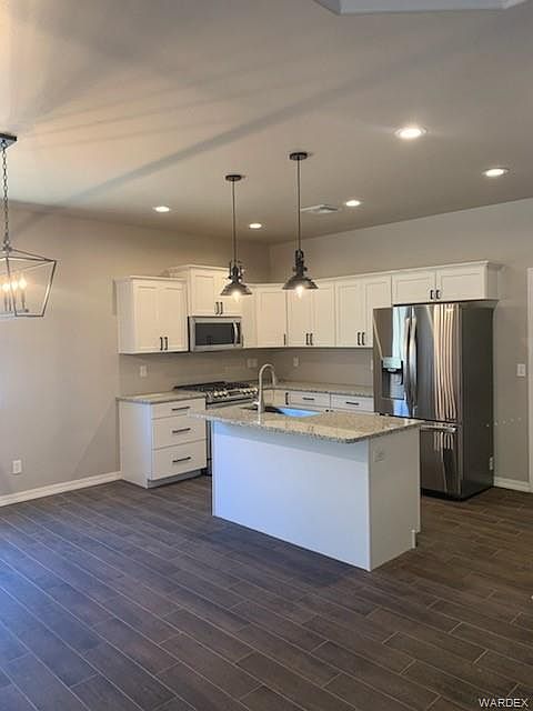 2nd image of 3321 El Tovar Ave