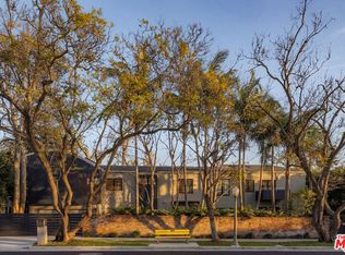 576 E Channel Rd, Santa Monica, CA 90402
