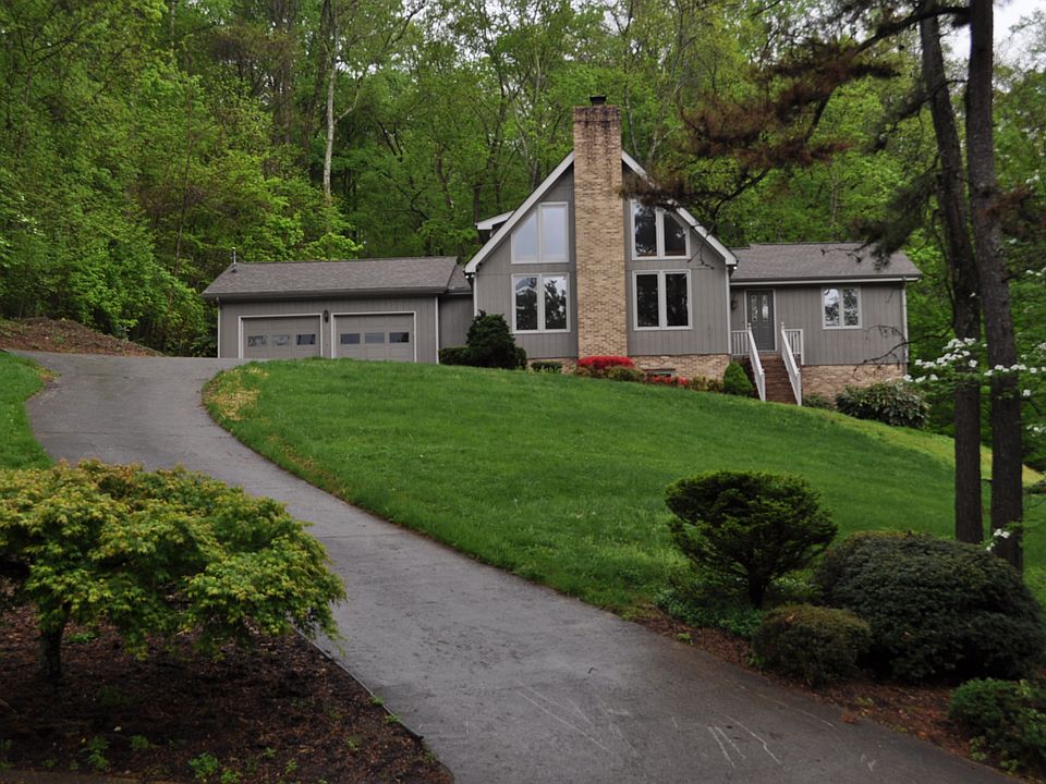 1.62 acres with boat dock