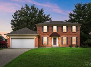 9749 Blackbird Pl, Mason, OH 45040