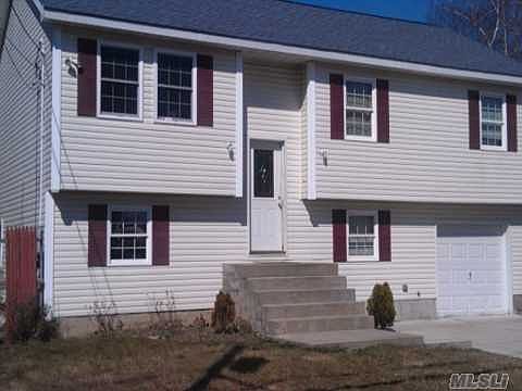 2nd image of 609 Commander Ave