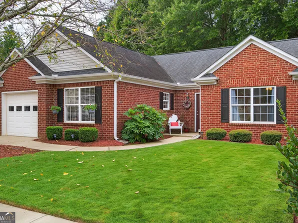 135 Tall Pine Ln, Athens, GA 30605