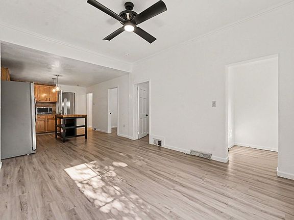 4th image of 3537 Lipan St