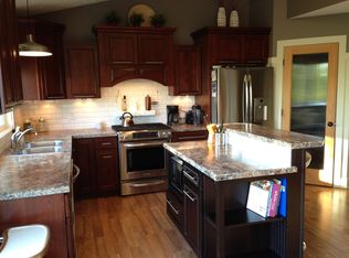 6899 Longtail Dr, Hudsonville, MI 49426