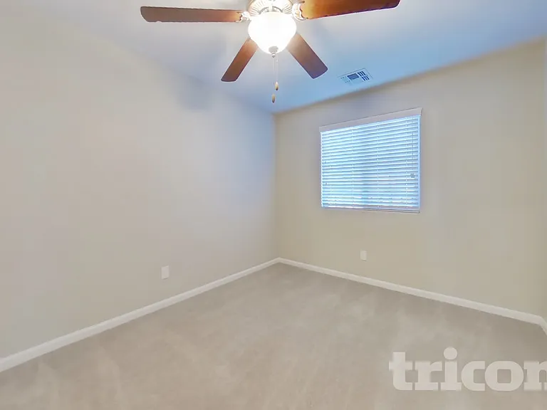 12554 W Hummingbird Ter — Photo 10