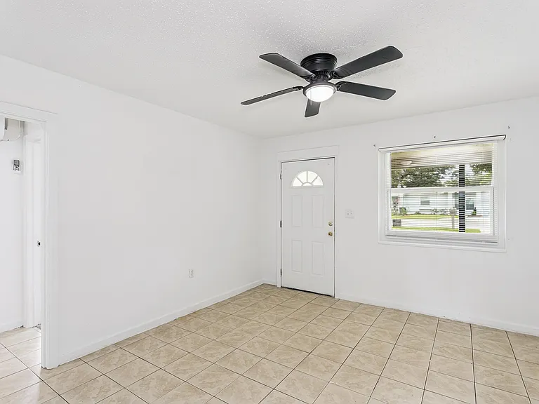 3 Ellinor Ct — Photo 1