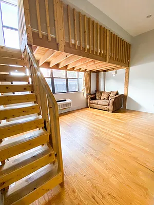 Rented by City Vista Inc | media 41