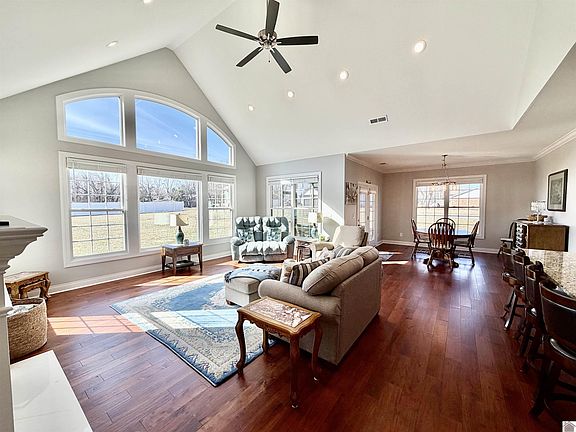 2nd image of 154 Westhaven Dr