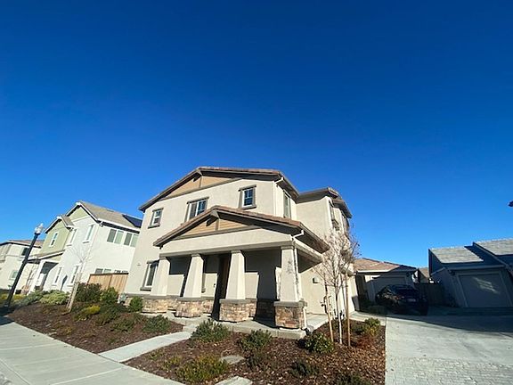 2nd image of 4364 Silver Cedar Ln