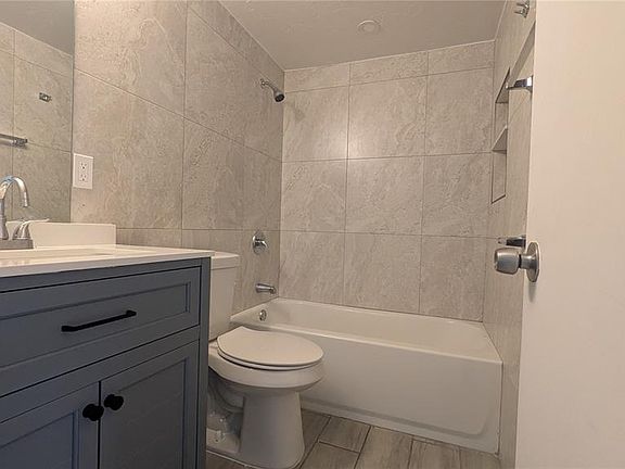 3rd image of 5723 9th Street Cir E