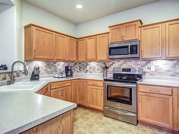 5th image of 8825 N 180th Dr