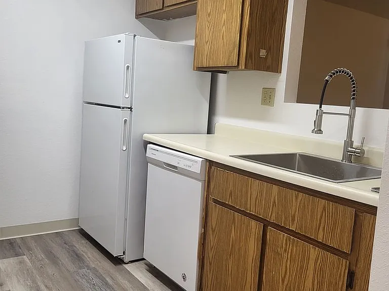 818 E Tabor Ave — Photo 14