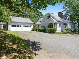 3236 Tower Hill Rd, South Kingstown, RI 02879