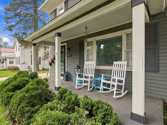 3rd image of 8859 Gull Rd