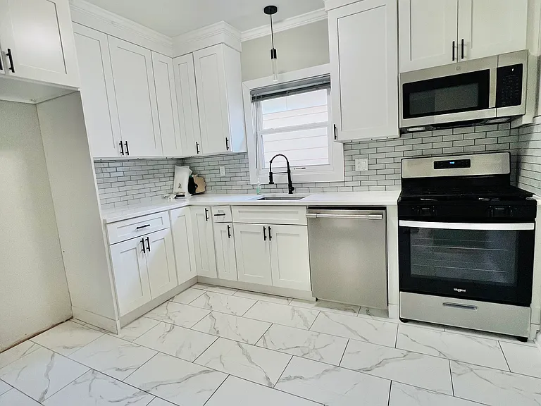 426 Miltonia St #2 — Photo 16