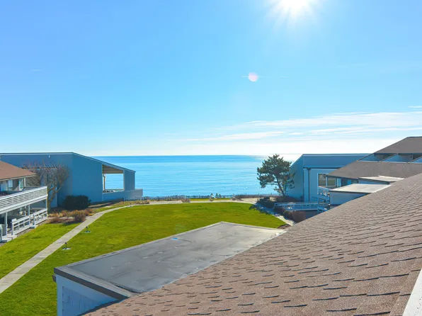 94 Shore Drive W #3212, Mashpee, MA 02649