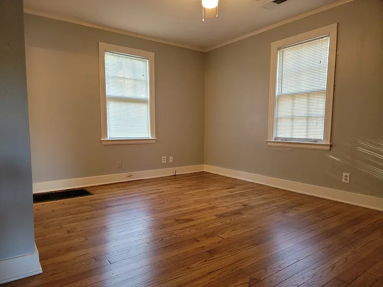 535 S Barksdale St — Photo 13