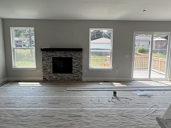 5th image of 1044 WATERSTONE COURT