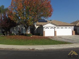 6408 San Rogue Ct, Bakersfield, CA 93312
