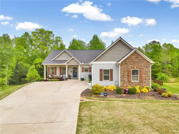 55 Holly Ct, Rockmart, GA 30153