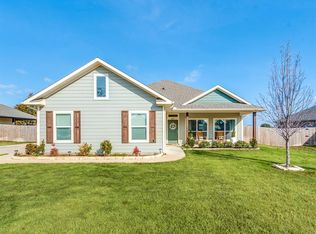 800 E Northside Dr, Pilot Point, TX 76258