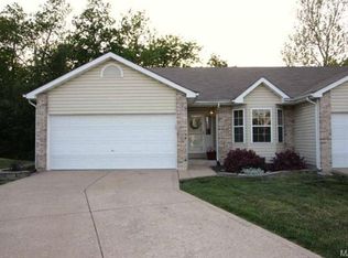 526 Woodview Meadows Ct, Wentzville, MO