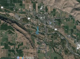373 Craig Rd #C, Naches, WA 98937