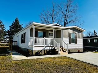 763 County Line Rd NW #32, Crestline, OH 44827