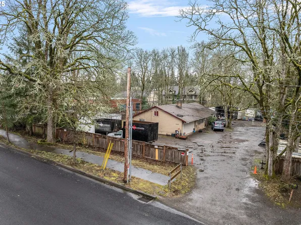 6990 SW Beveland Rd, Portland, OR 97223