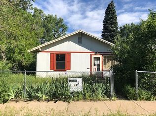 907 Lincoln Ave, Las Vegas, NM 87701