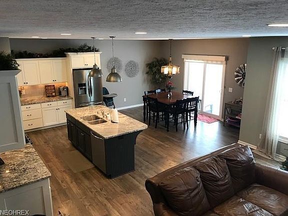 4th image of 616 Wildwood Dr