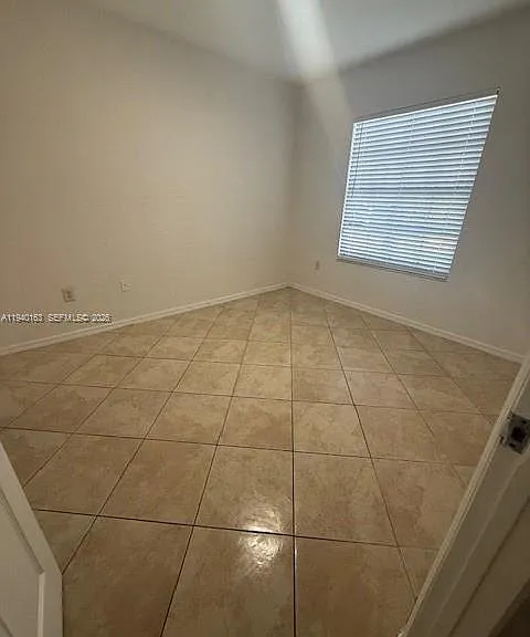 1608 Belmont Ln #1608 — Photo 7