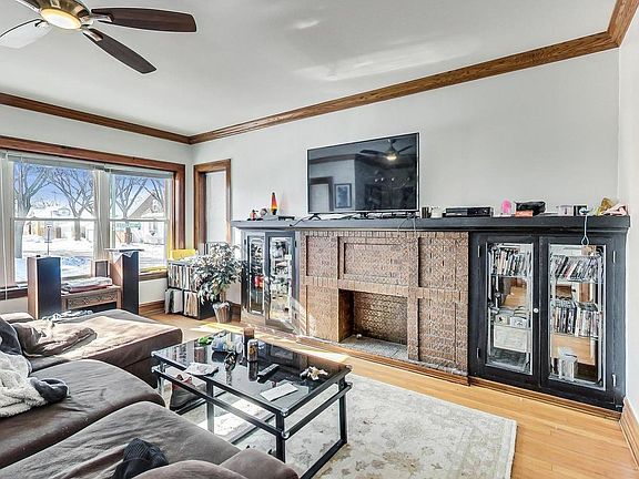 4th image of 5658 W Leland Ave