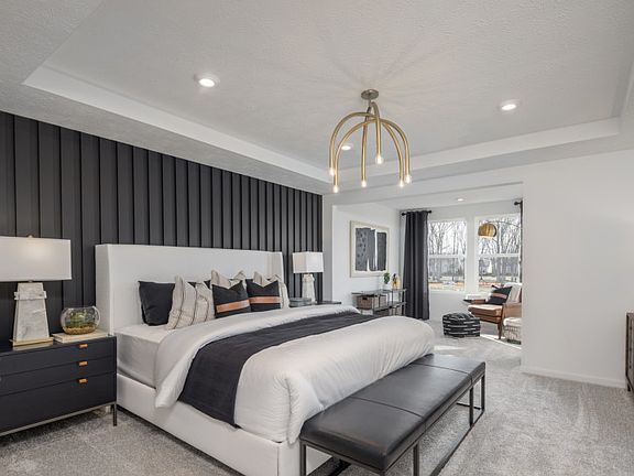 Spacious Owner s Suite