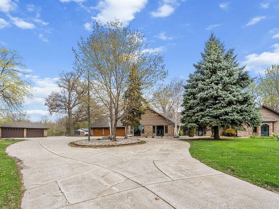 1st image of 22255 Babcock Ave