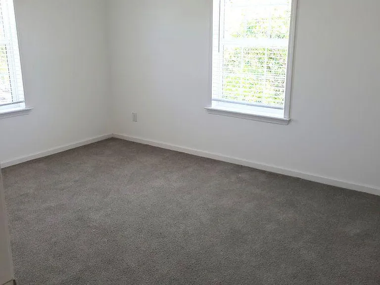 799 Hazel St — Photo 8