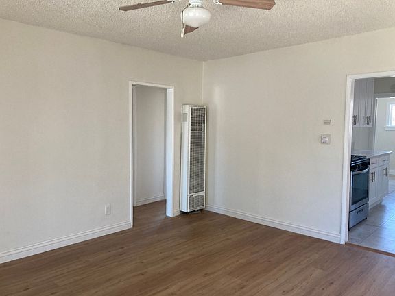 3rd image of 938 E 65th St #938