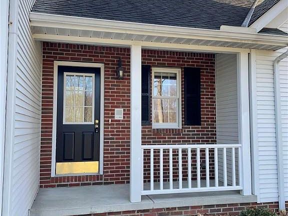 3rd image of 11215 Brentwood Ln