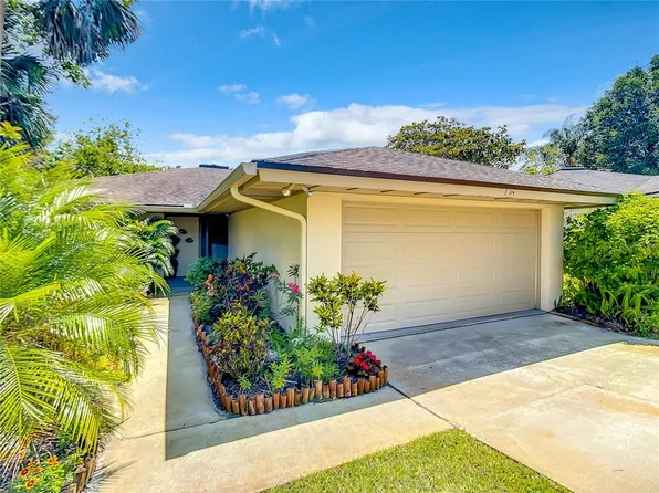 114 Oakmont Ln, New Smyrna Beach, FL 32168