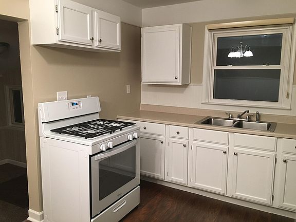 5th image of 3647 Jackson Blvd