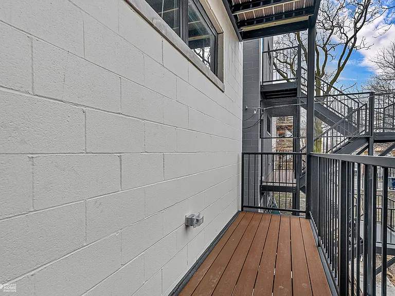 3670 S Indiana Ave #2 — Photo 21