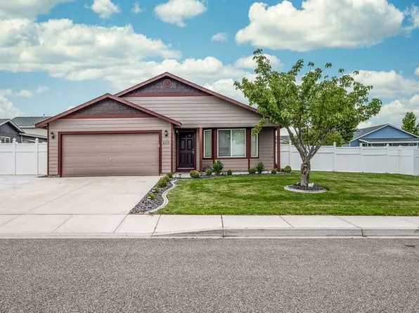 4119 Bond Ln, Pasco, WA 99301
