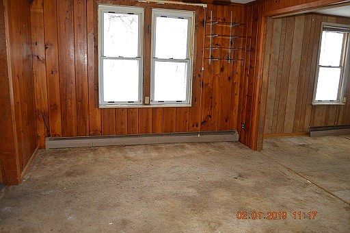 5th image of 218 3rd Avenue #1