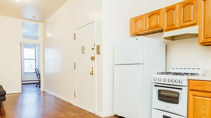 Rented by Nooklyn NYC LLC | media 28